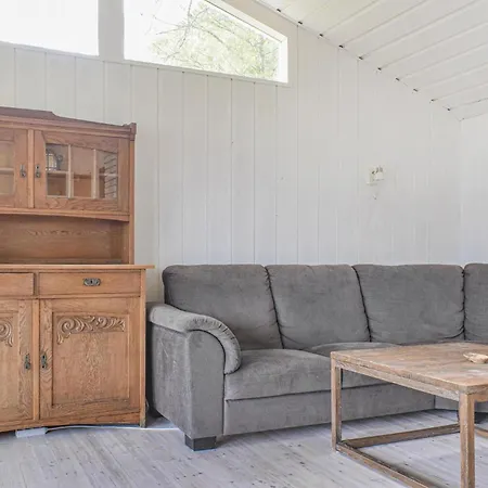 2 Bedroom Cozy In Vallavik