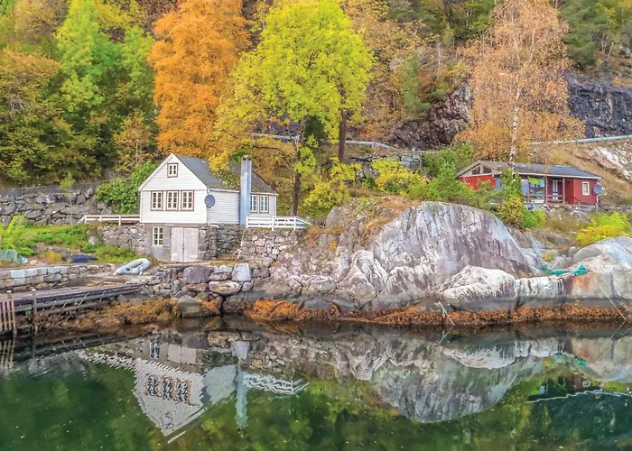 Vakantiehuis 2 Bedroom Cozy In Vallavik Vangsbygd